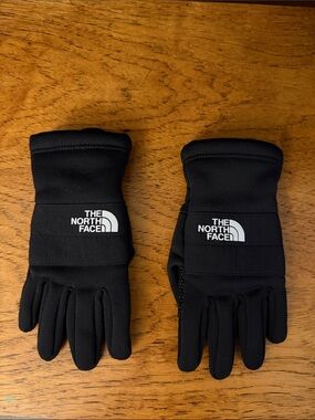 The North Face Black touchscreen gloves YOUTH TODDLER Small